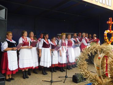 W Ożarowie odbyły się dożynki gminy Mokrsko